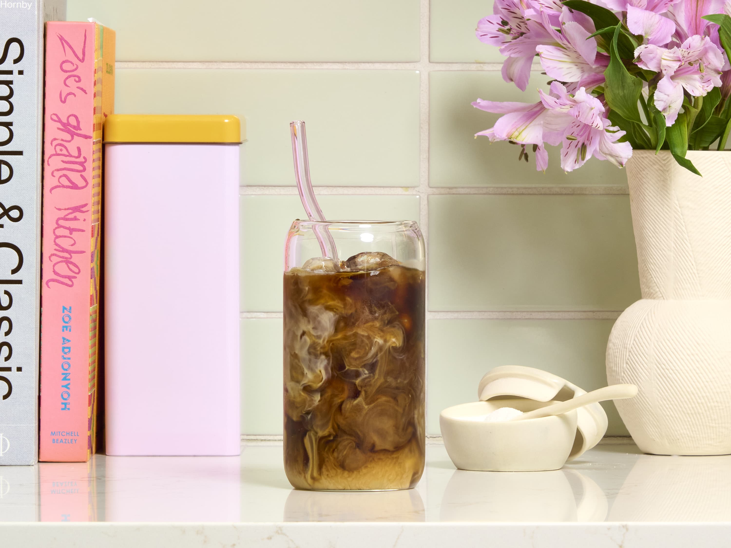 【milk】シェーンボーデン2点 Two Hands Lily's Garden Shiraz 2019 – Pasanella & Son